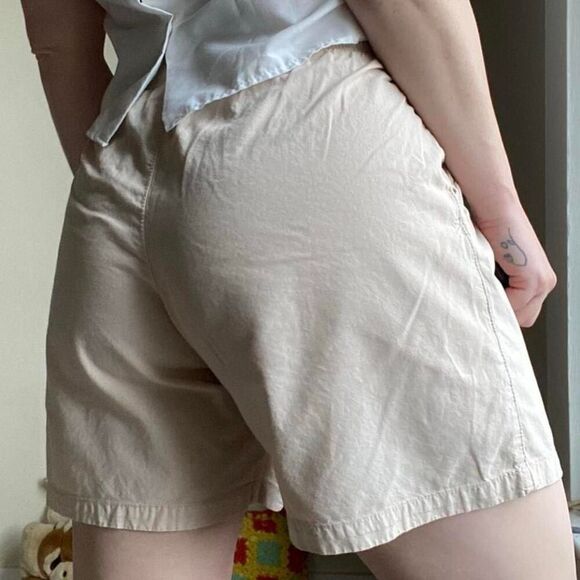 Beige cotton shorts - Picture 8 of 8